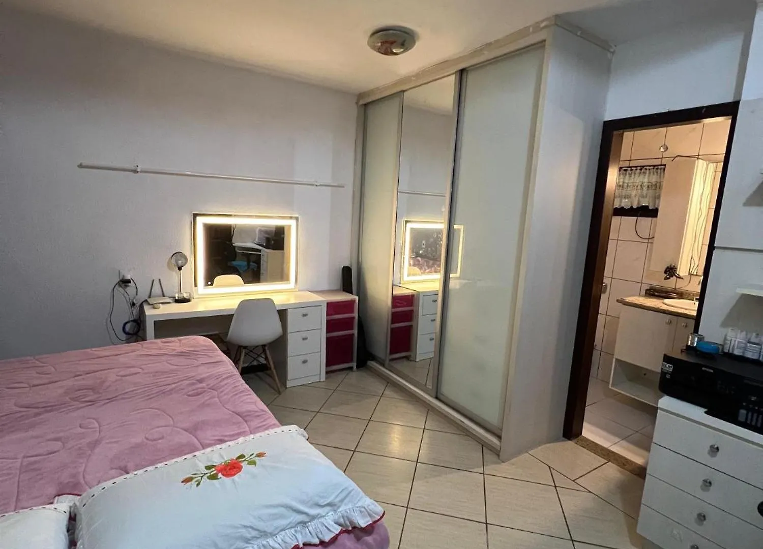 Casa Dividida Na Praia Florianopolis 0*,  Brazil